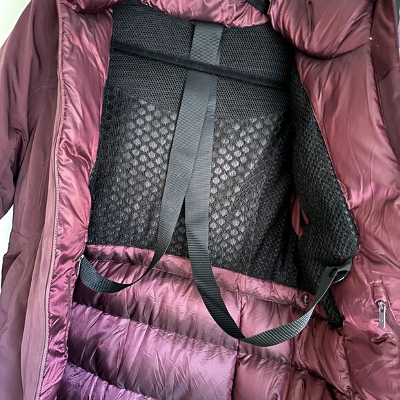 Lululemon Snow Warrior Parka Cassis - Picture 12 of 15